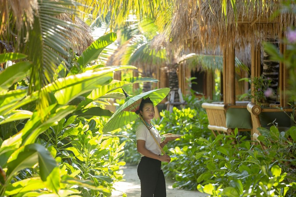 Room Service - Dining