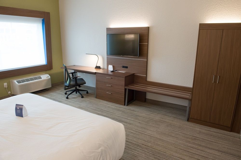 Standard Room, 2 Queen Beds, Accessible (Communications)