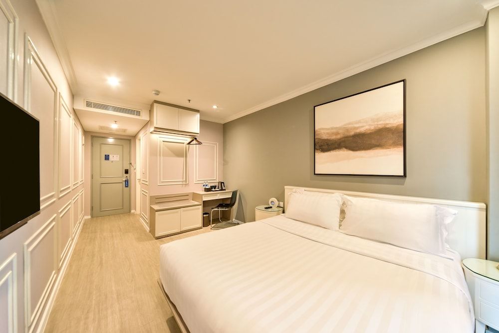 Ashley Sabang Jakarta Superior Double Room 4