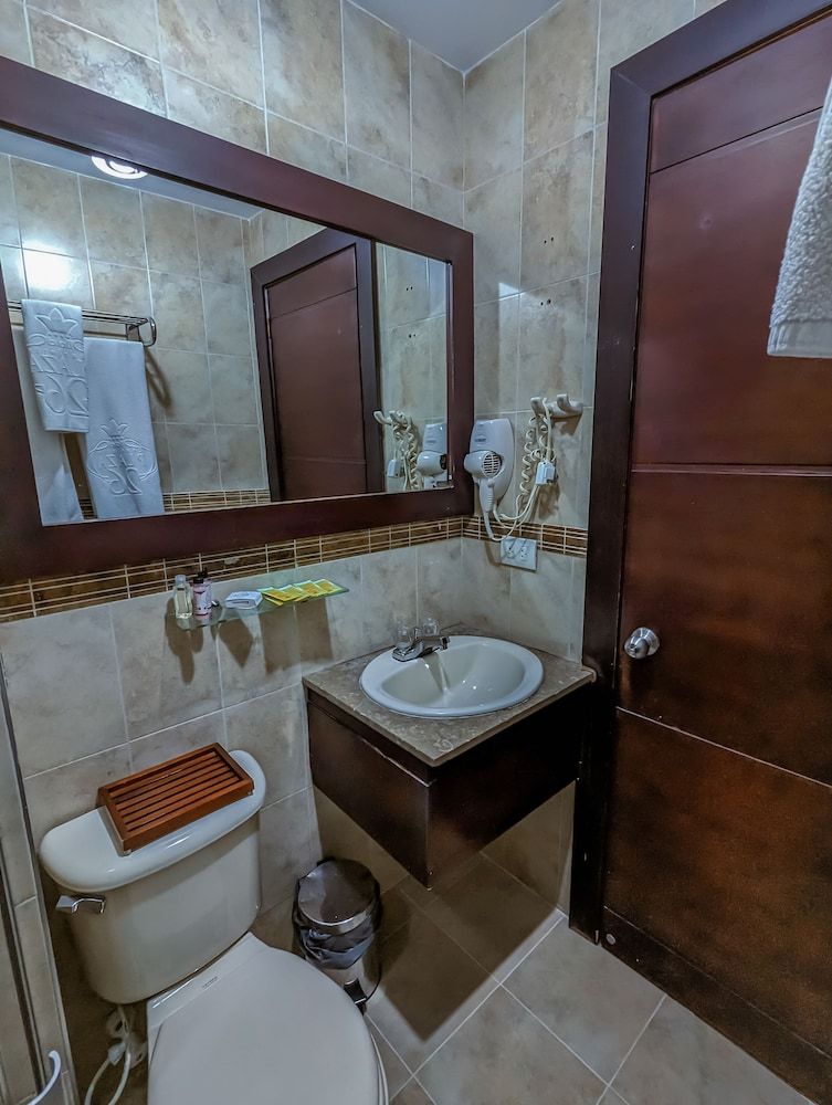 Hotel Charlotte Suite 26 Standard Room 13