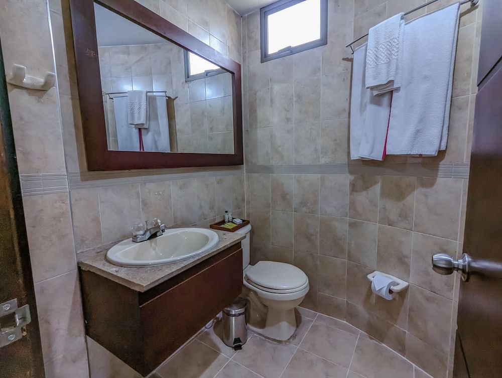 Hotel Charlotte Suite 26 Standard Room 15