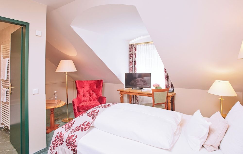 undefined Hotel Freisinger Hof 9