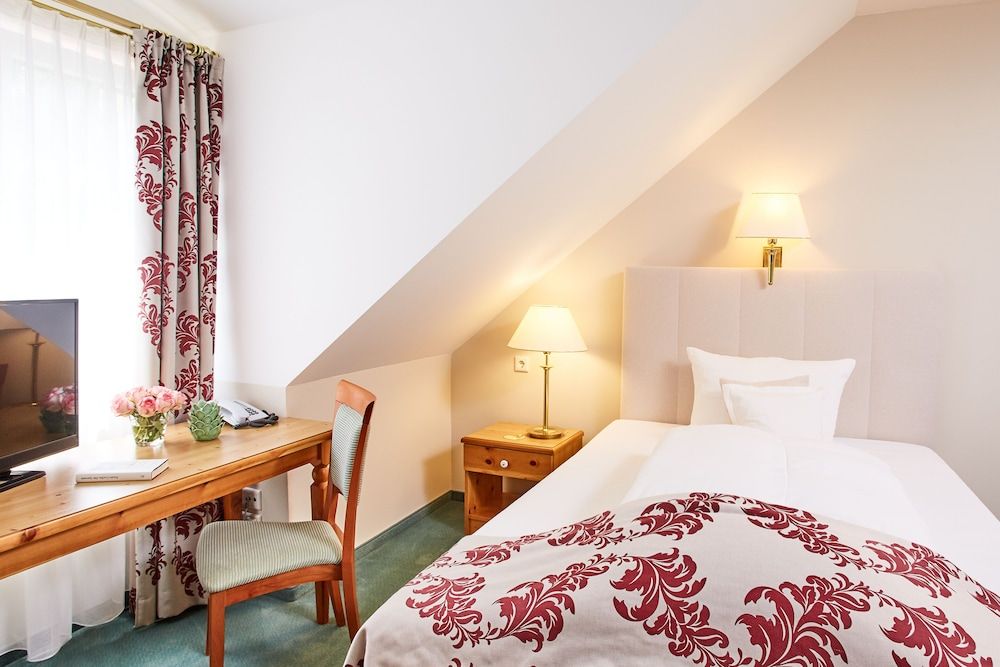 undefined Hotel Freisinger Hof 2