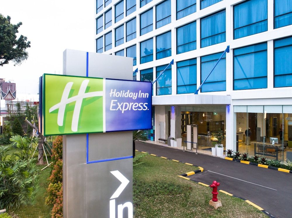 undefined Holiday Inn Express Jakarta Matraman by IHG 4