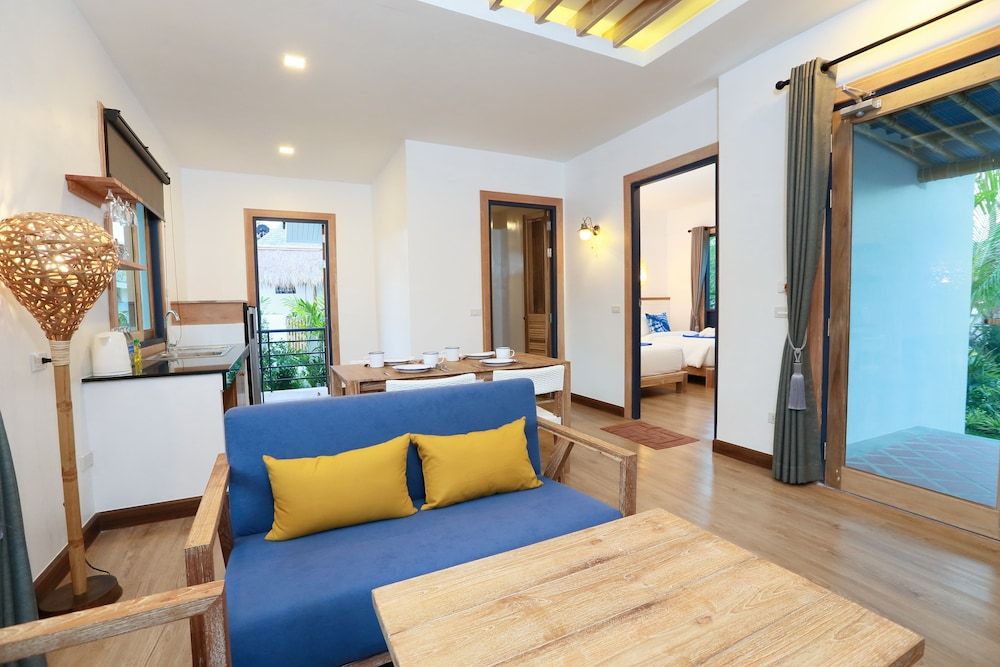 Lanta Casa Blanca 2-Bedroom Pool Villa 4