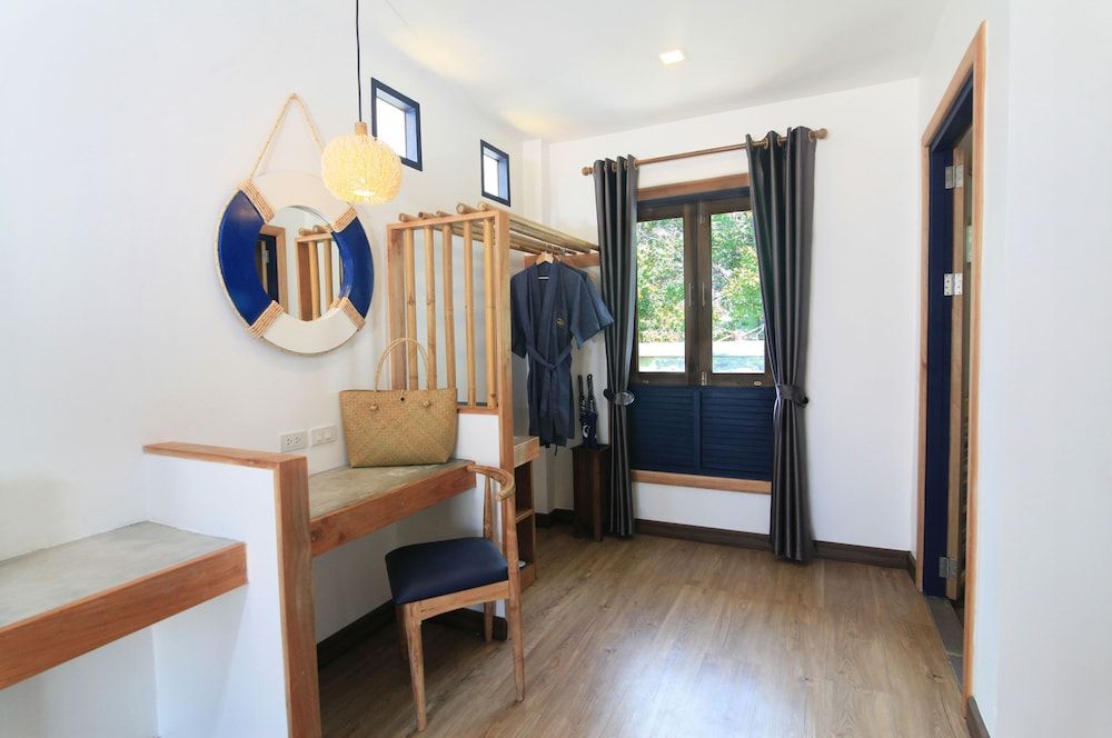 Lanta Casa Blanca Family Deluxe Villa 13