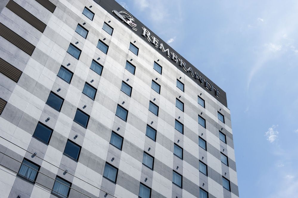 undefined Rembrandt Style Sapporo 3