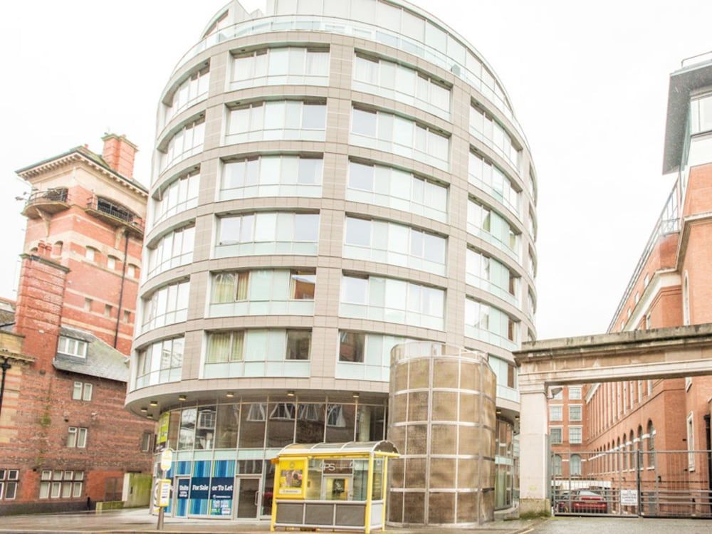 undefined PREMIER SUITES Liverpool 3