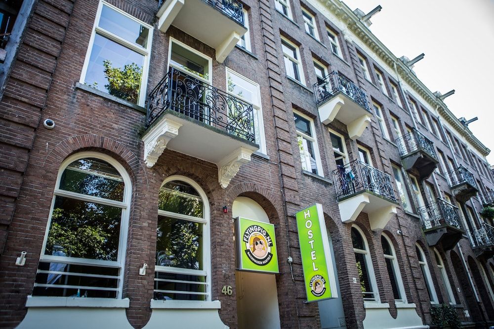 undefined The Flying Pig Uptown Hostel 2