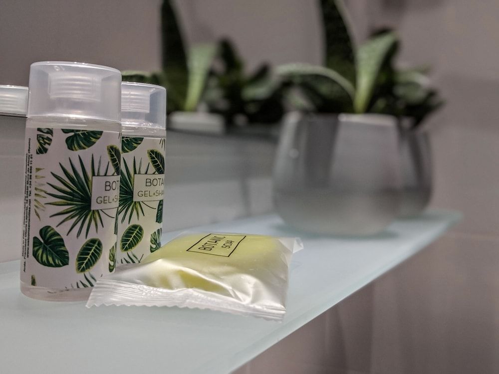 Original Domino House Hotel Twin Room 8