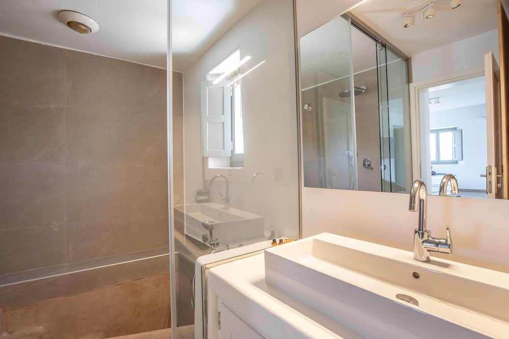 Ikies of Mykonos Junior Apartment (Fragkia) 9