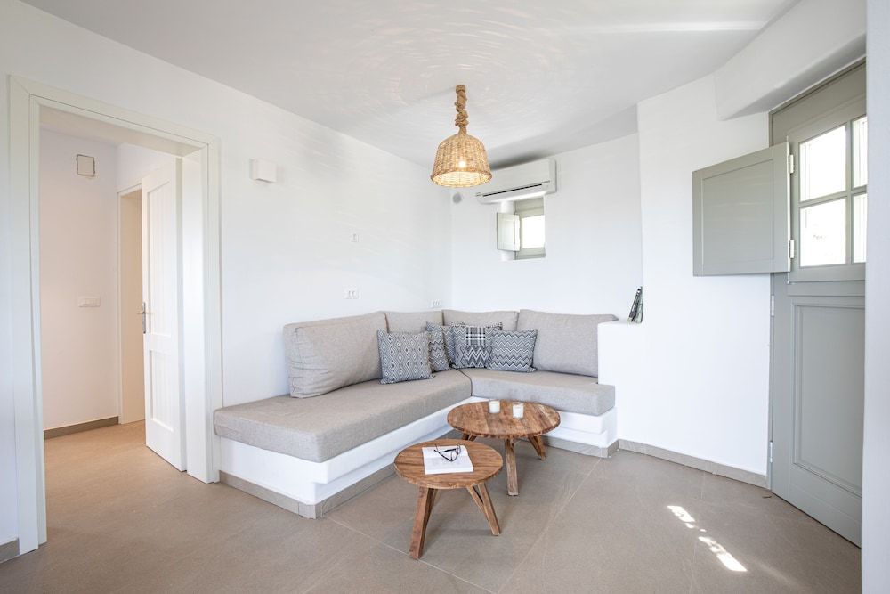 Ikies of Mykonos Junior Apartment (Fragkia) 16