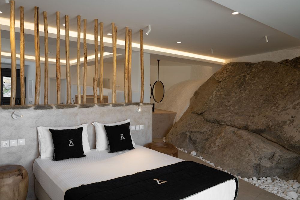 Superior Studio Suite, Private Pool (Paraga)
