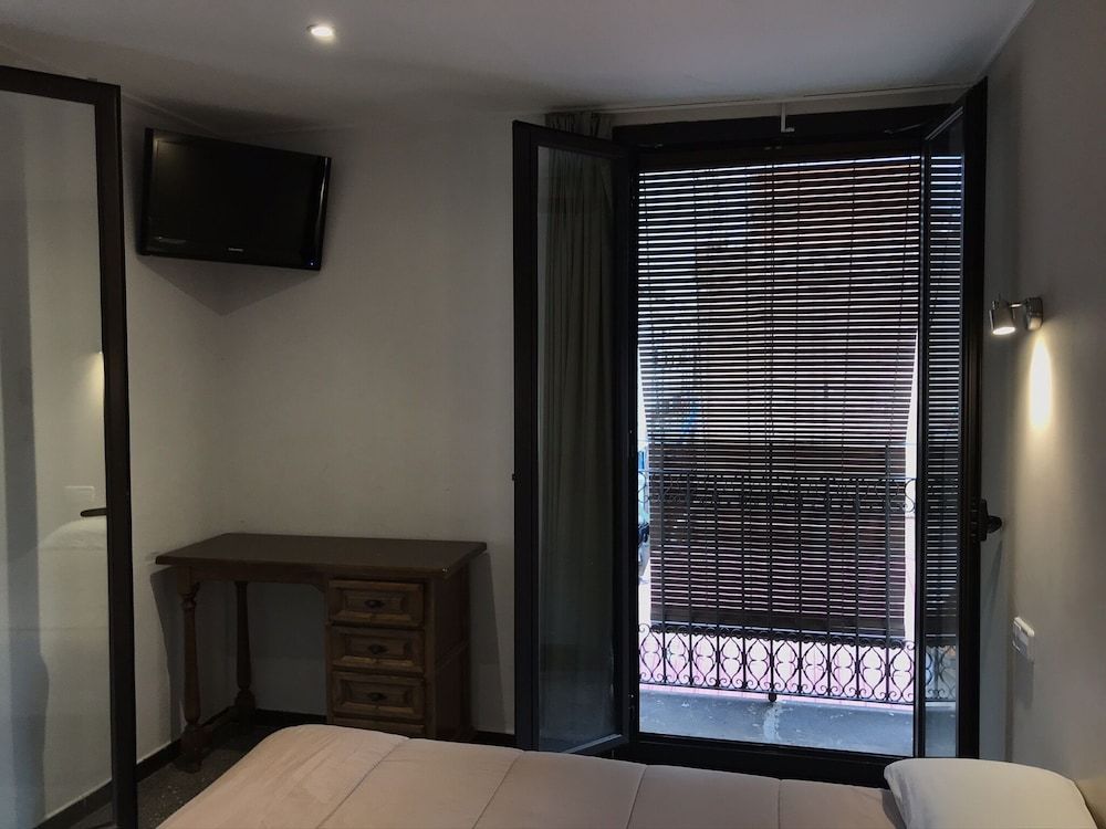Hostal Radio City Double Room 9