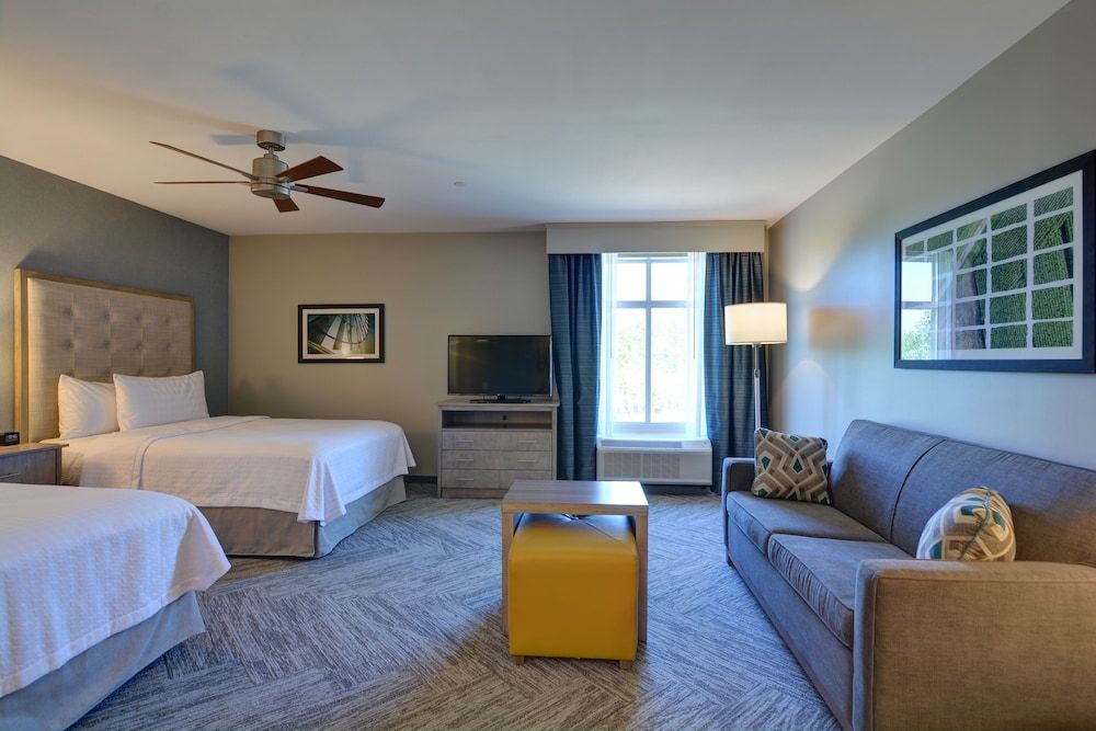 Studio, 2 Queen Beds, Accessible, Bathtub
