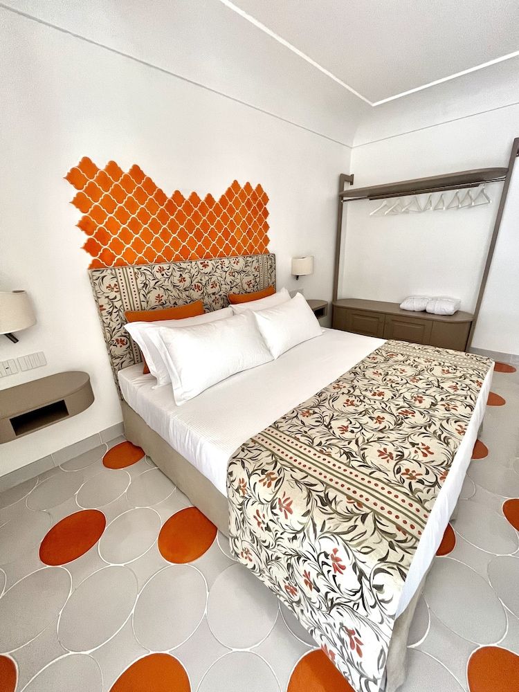 undefined Hotel Il Gabbiano 10