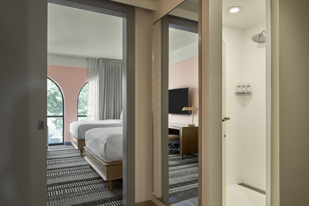 Standard Room, 2 Queen Beds