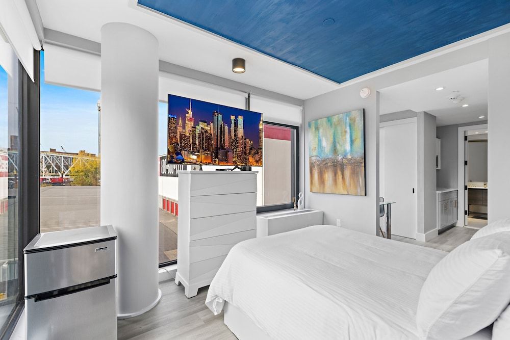 Standard Studio Suite, 1 Double Bed, Balcony