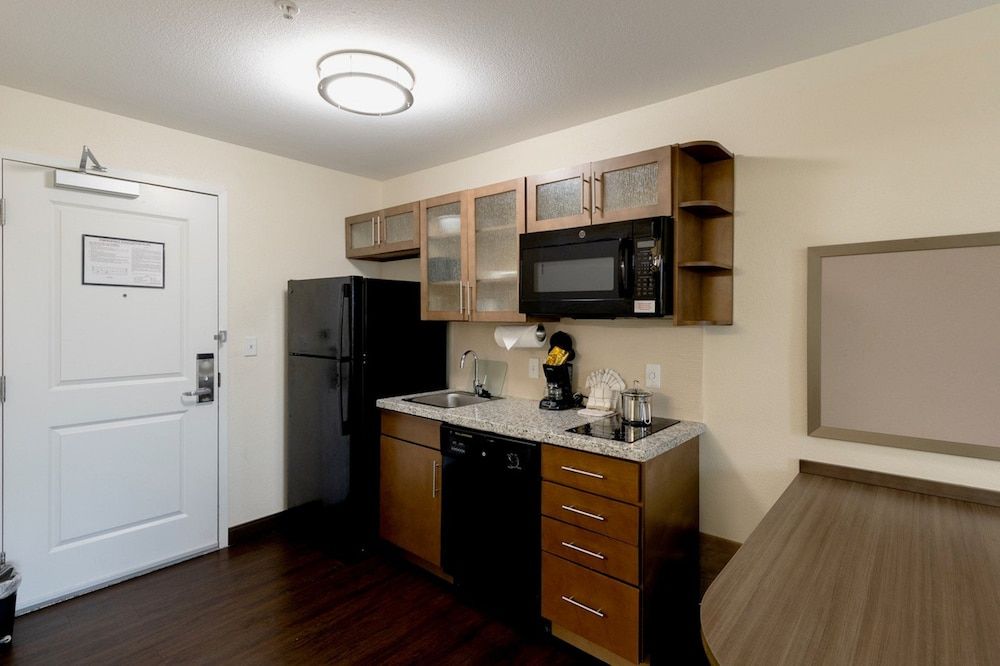 Studio Suite, 1 Queen Bed