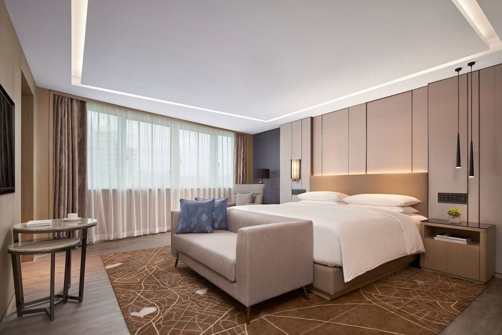 Presidential Suite, 1 King Bed (Club Lounge access)