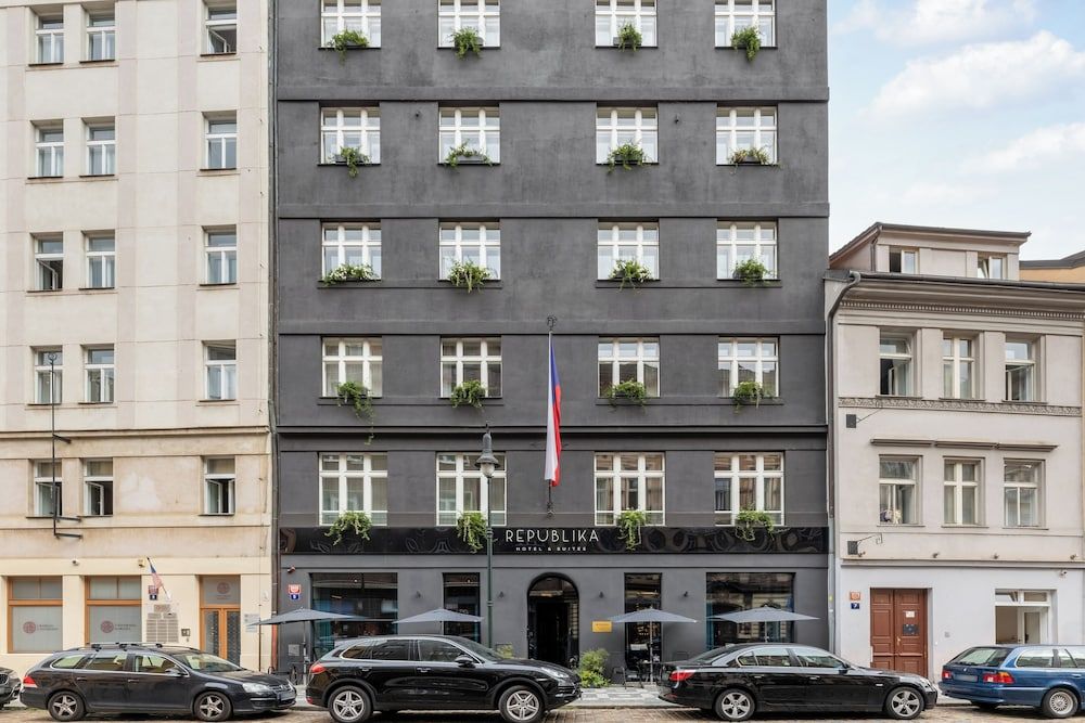 undefined Numa Prague Republika 7