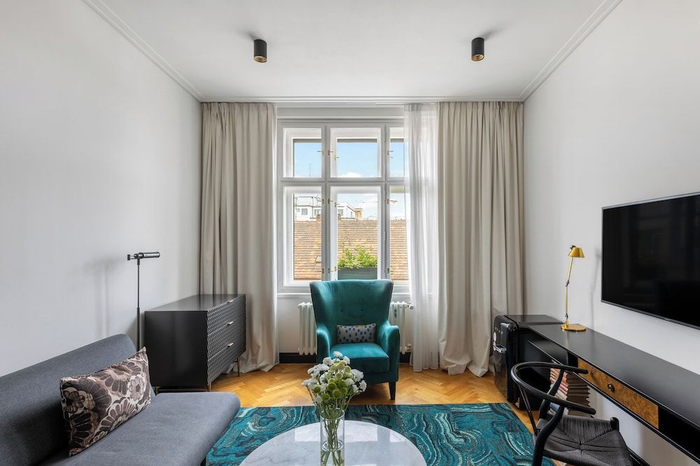 undefined Numa Prague Republika 10