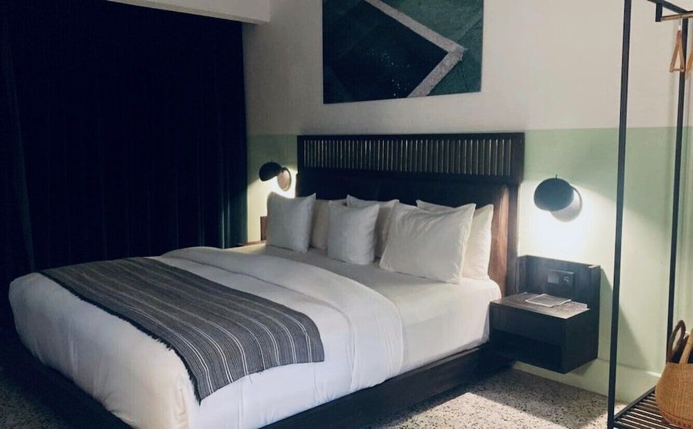 Lepic Villa Hotel Standard Double Room, 1 Queen Bed, Garden View 3