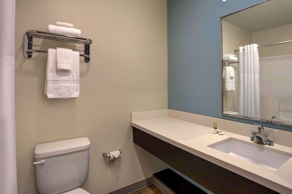 Standard Studio, 2 Queen Beds, Kitchen
