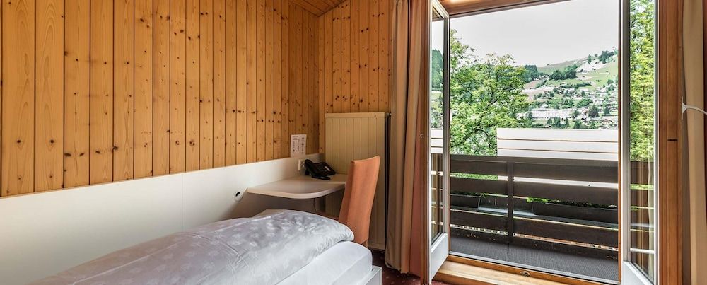 Single Room, Balcony, Mountain View