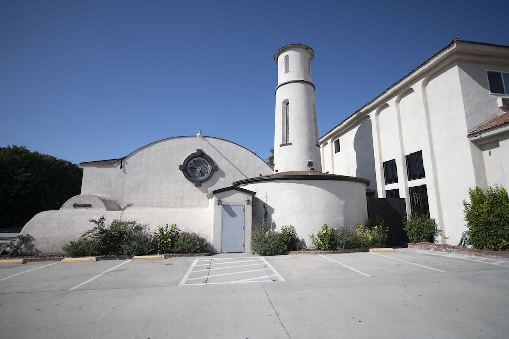 undefined Brookhurst Plaza Inn 6