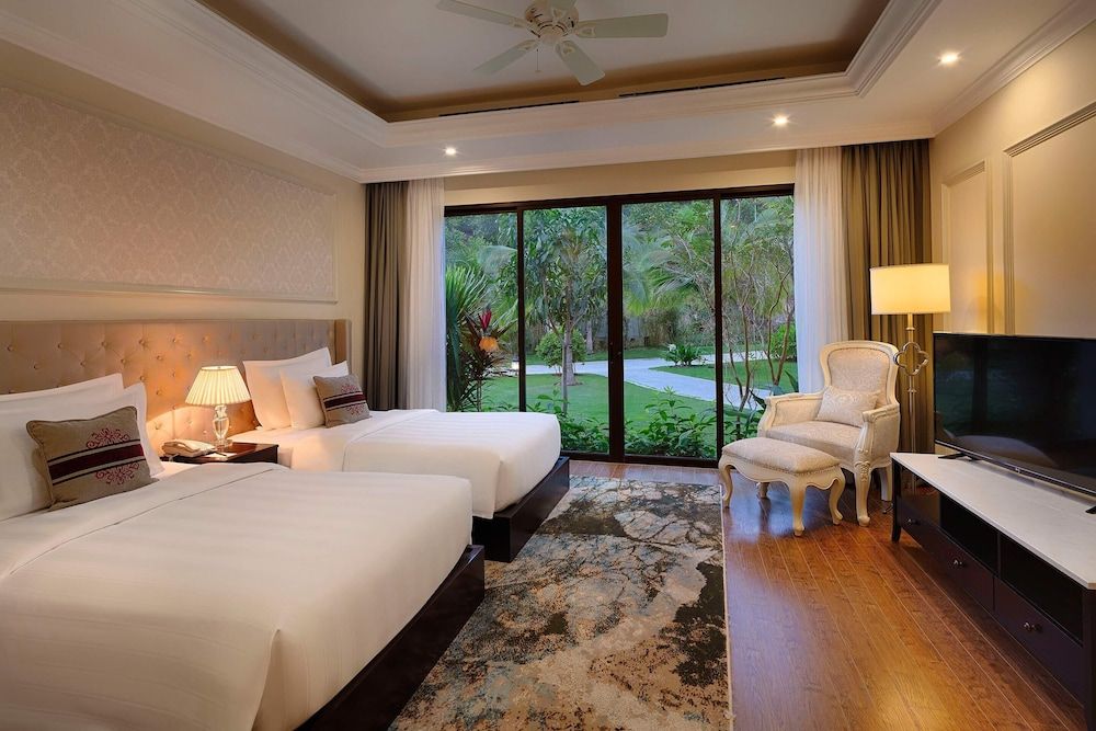 Villa, 4 Bedrooms, Pool View
