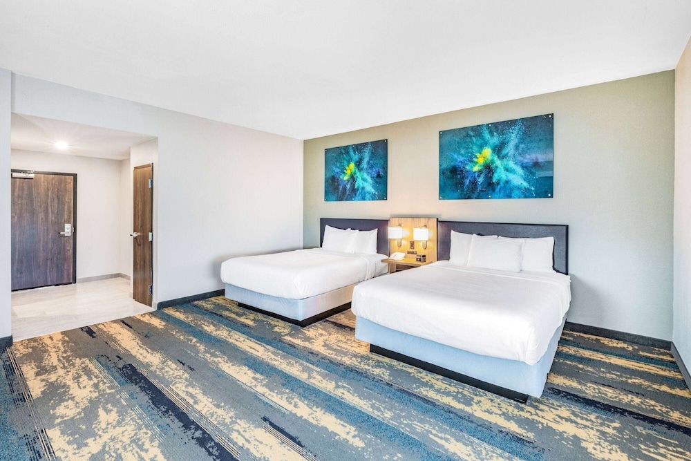 Room, 2 Queen Beds, Non Smoking
