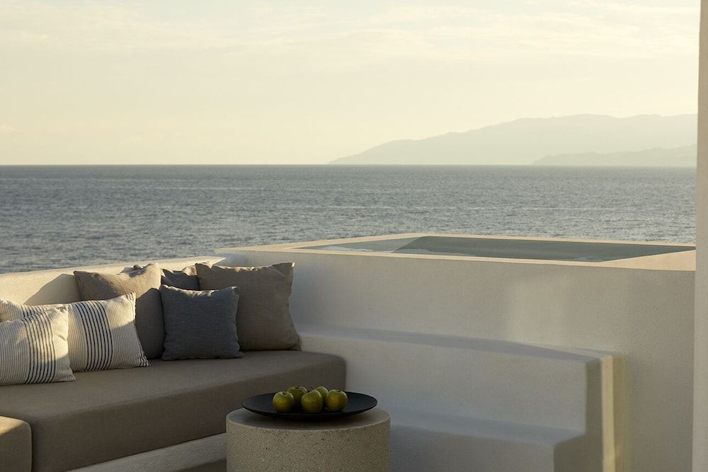 Comfort Room, Jetted Tub, Sea View