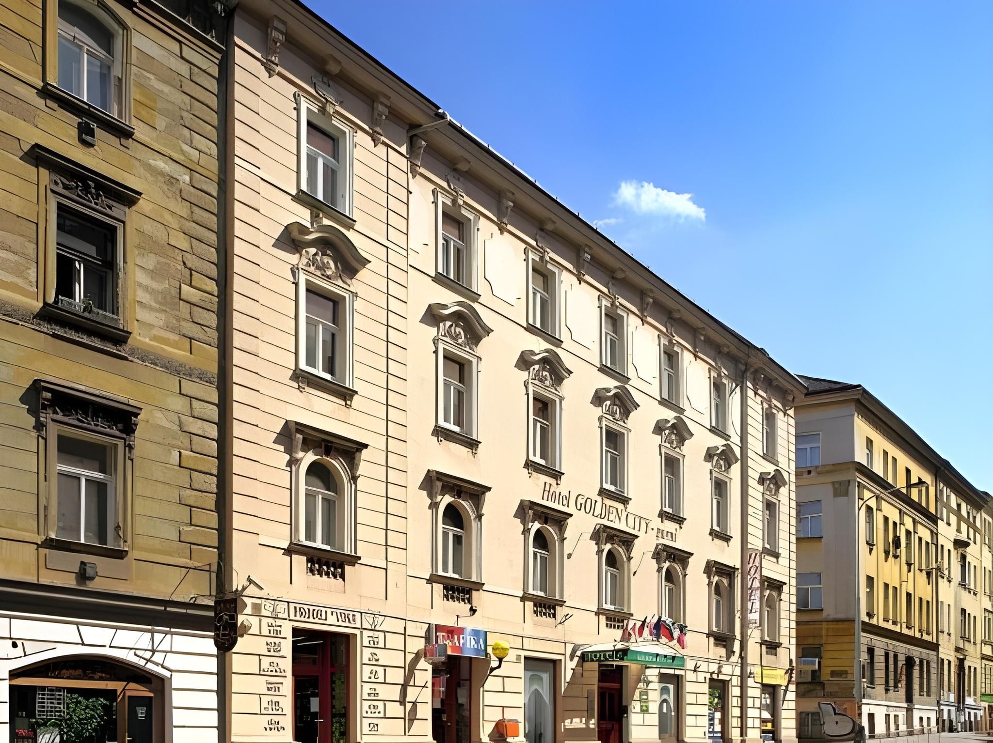 undefined Hotel Golden City 2