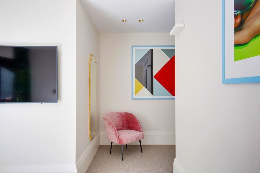 Crystalbrook Albion Master 8