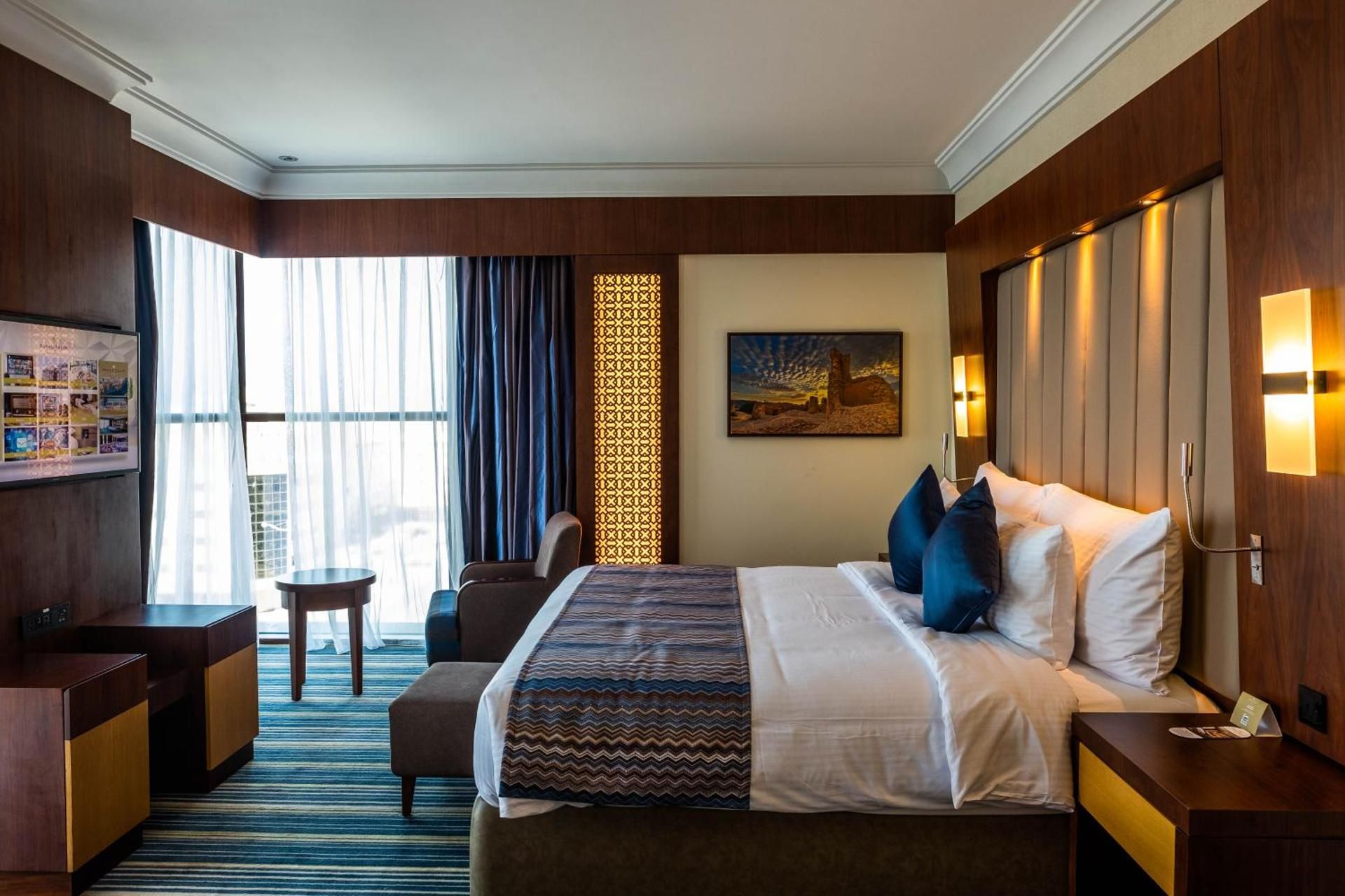 Deluxe King Room