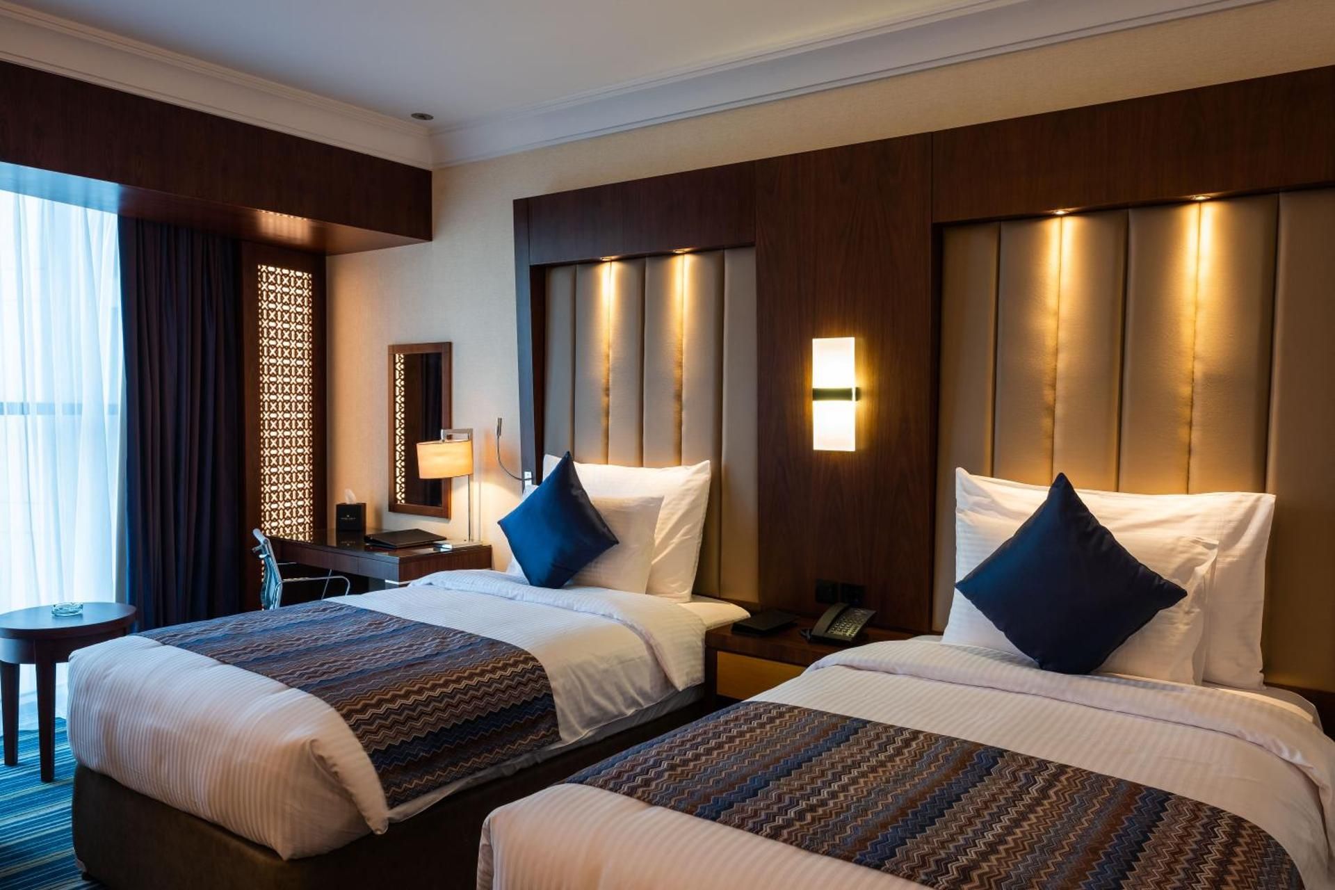 Royal Tulip Muscat Superior Twin Room 2