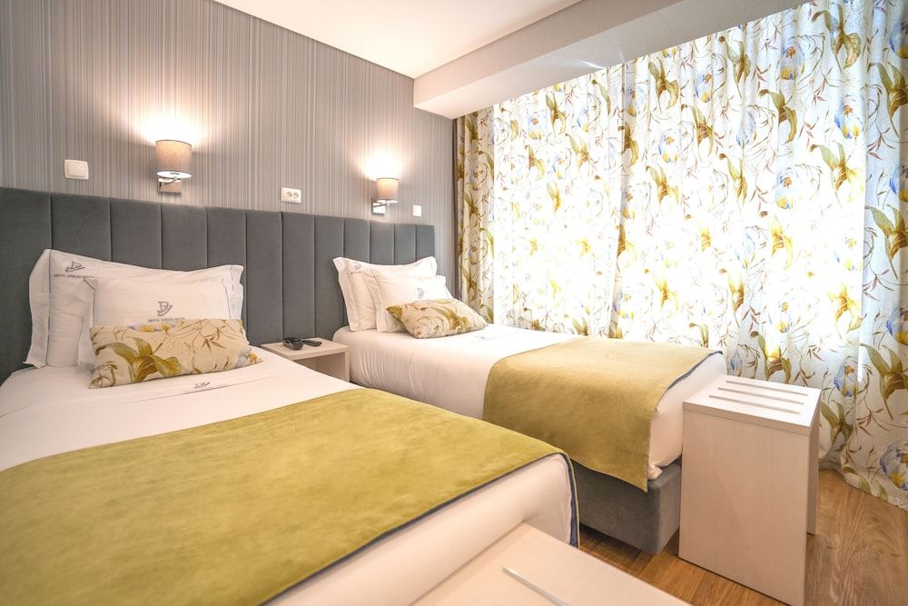 undefined Dinya Lisbon Hotel 4