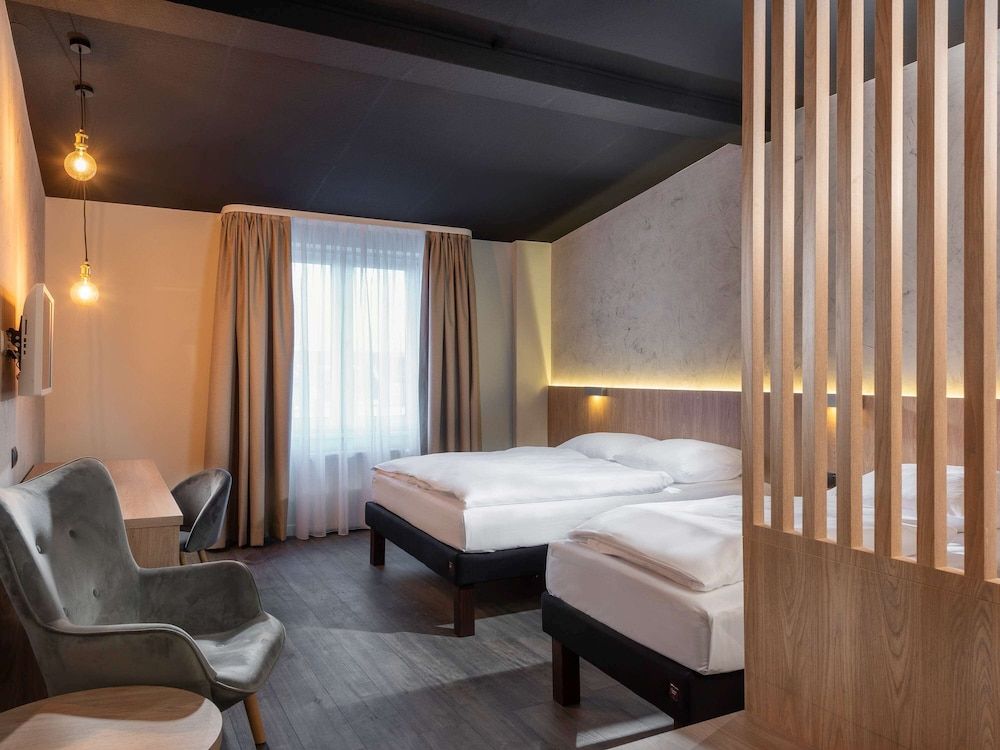 undefined ibis Styles Dresden Neustadt 2
