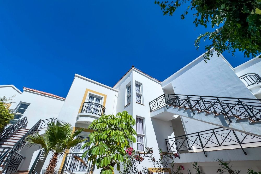 undefined Apartamentos Parque del Sol 4