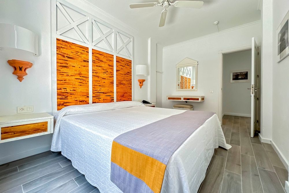 undefined Apartamentos Parque del Sol 2