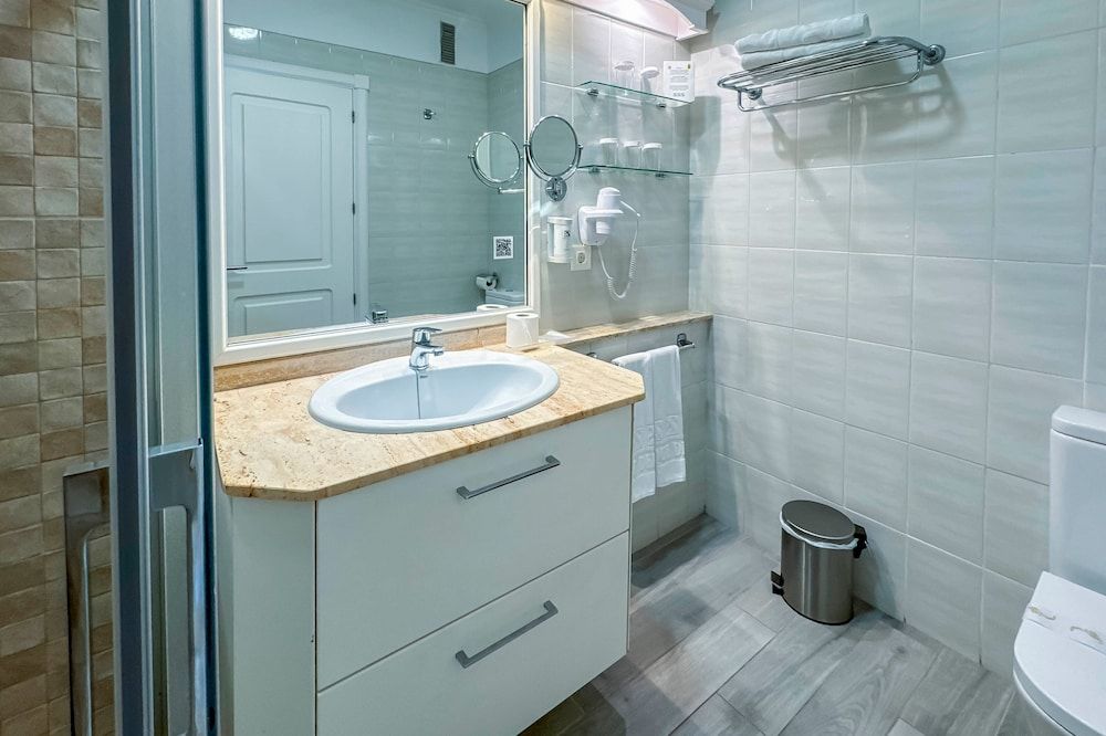 Apartamentos Parque del Sol Family Apartment, 2 Bedrooms 21