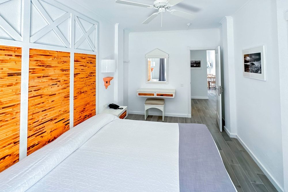 Apartamentos Parque del Sol Family Apartment, 2 Bedrooms 4