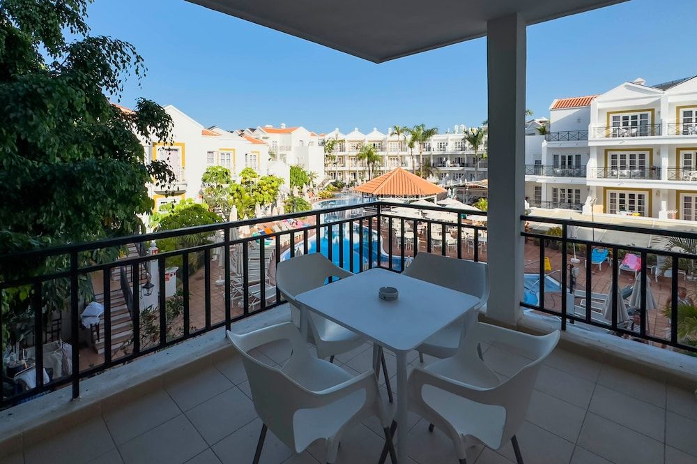 Apartamentos Parque del Sol Family Apartment, 2 Bedrooms 14