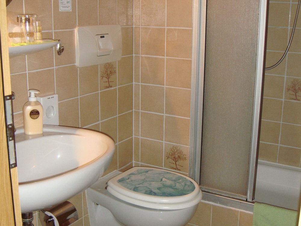 Hotel Smart-Inn Comfort Single Room, 1 Twin Bed, Private Bathroom 4