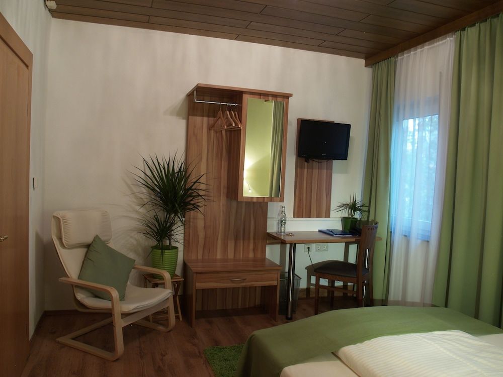 Hotel Smart-Inn Comfort Single Room, 1 Twin Bed, Private Bathroom 6