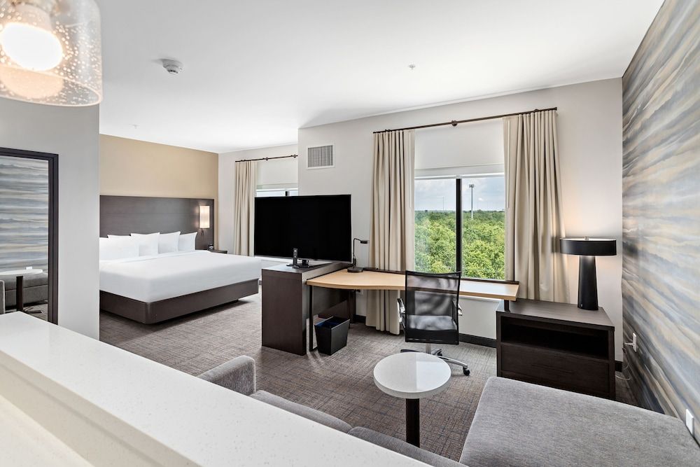 Studio, 1 King Bed with Sofa bed, Non Smoking