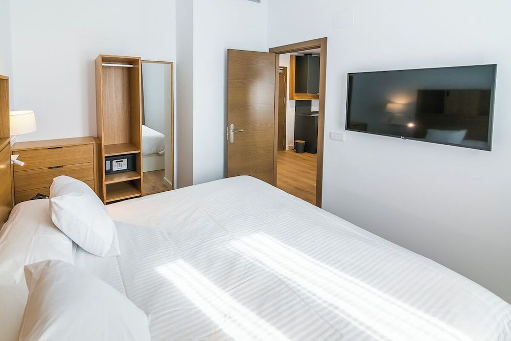 undefined Aquitania Home Suites 3