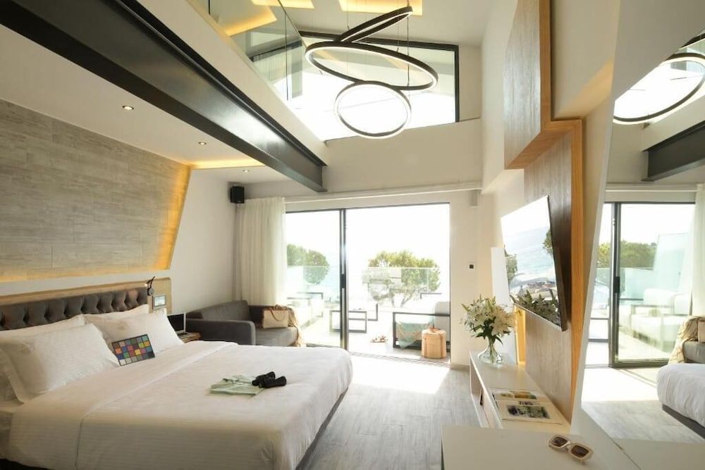 Senior Studio Suite, Sea View