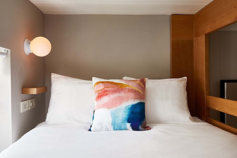 undefined Life House, South of Fifth 3